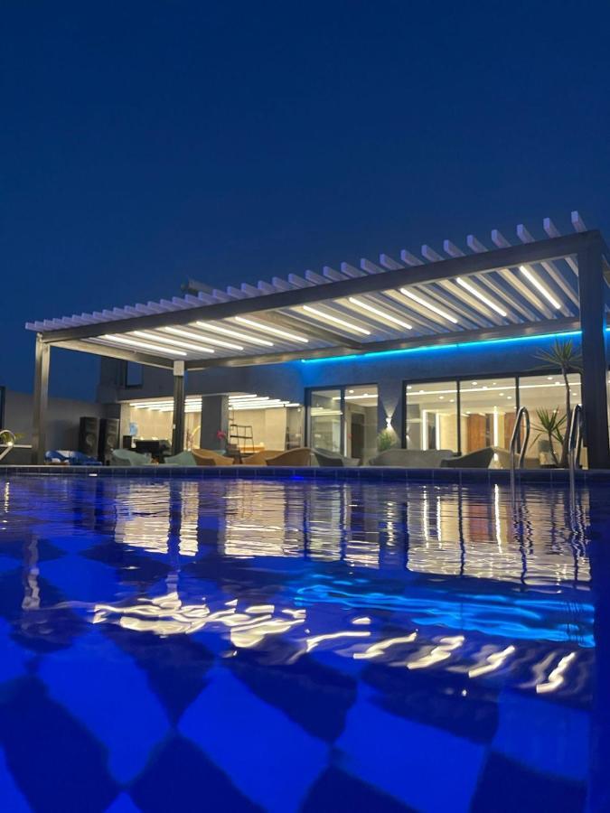 Mass Paradise Hotel 4*