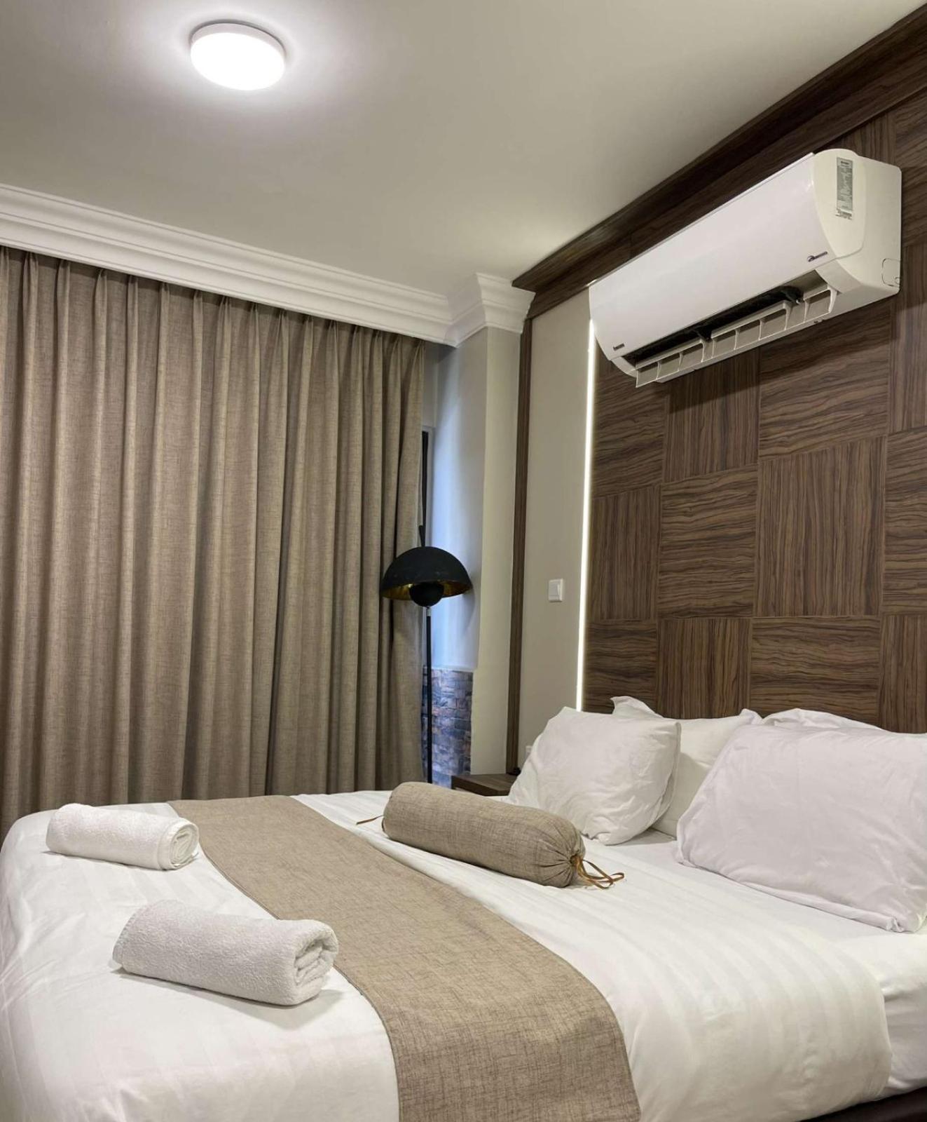 Mass Paradise Hotel