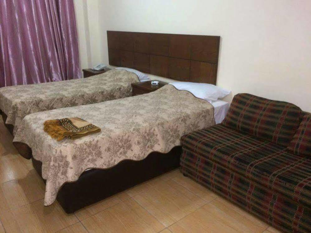 Mass Paradise Hotel